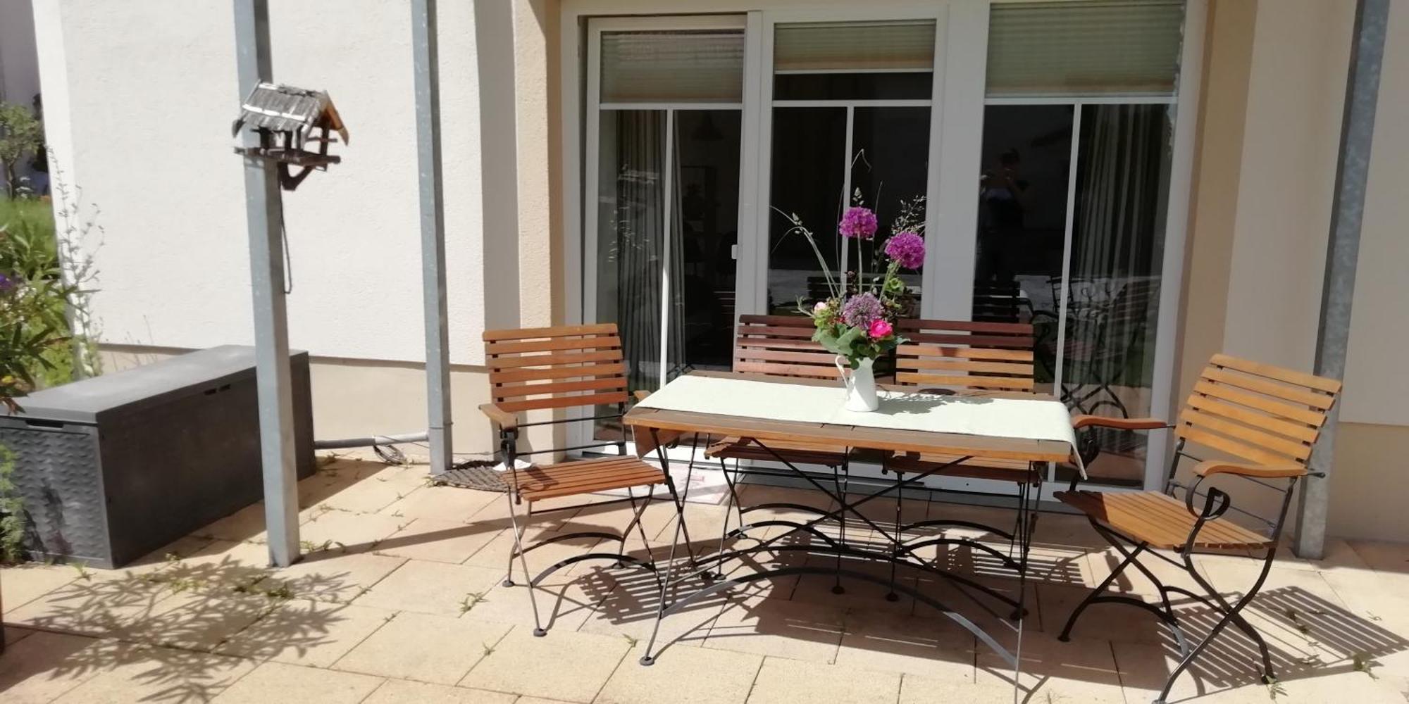 Meißen Ferienhof Graefe - 3-Seiten Hof Mit Grossem Garten, Pool & Sauna מראה חיצוני תמונה